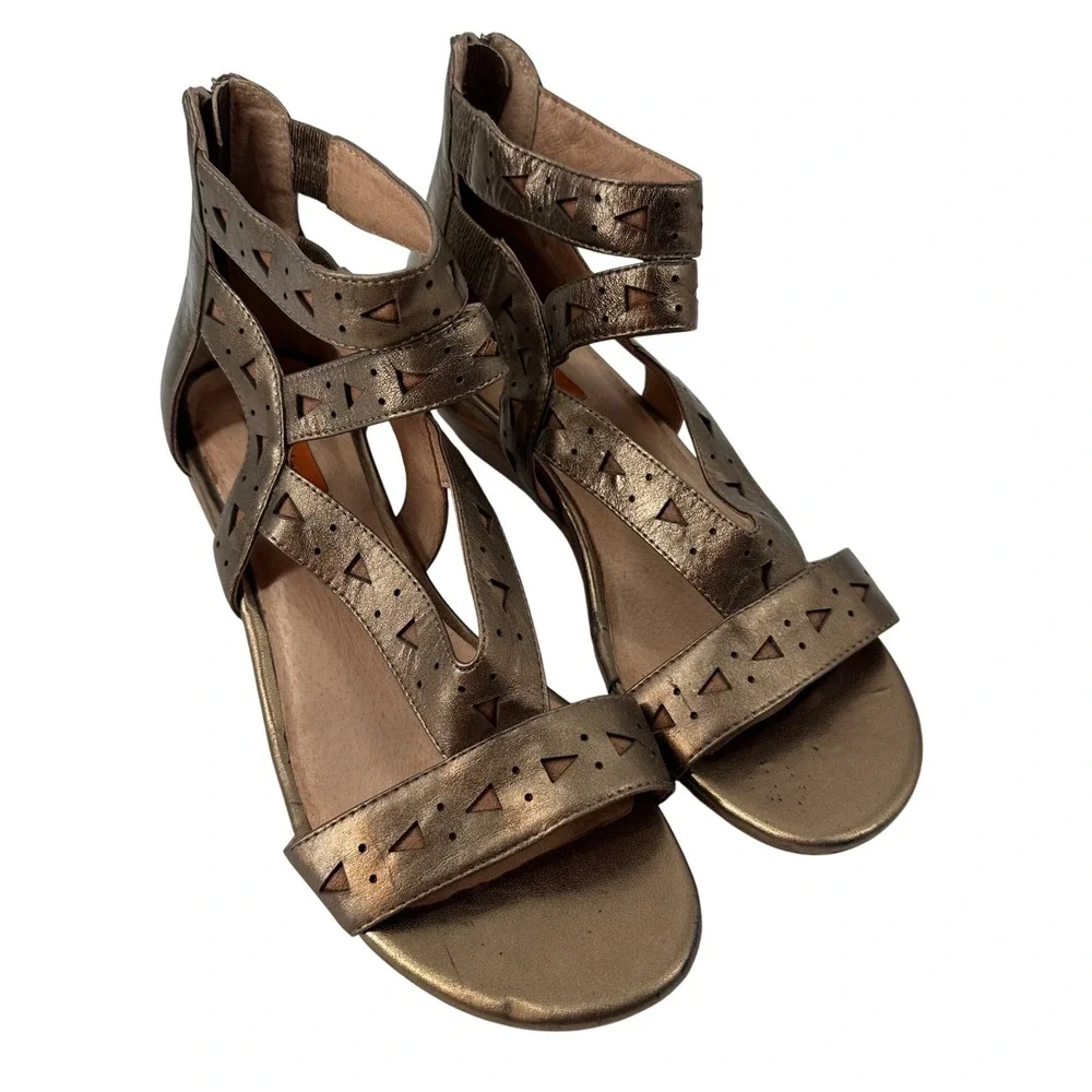 Miz Mooz Pomona Bronze Leather Cutout‎ Gladiator Wedge Sandals Women's 7.5